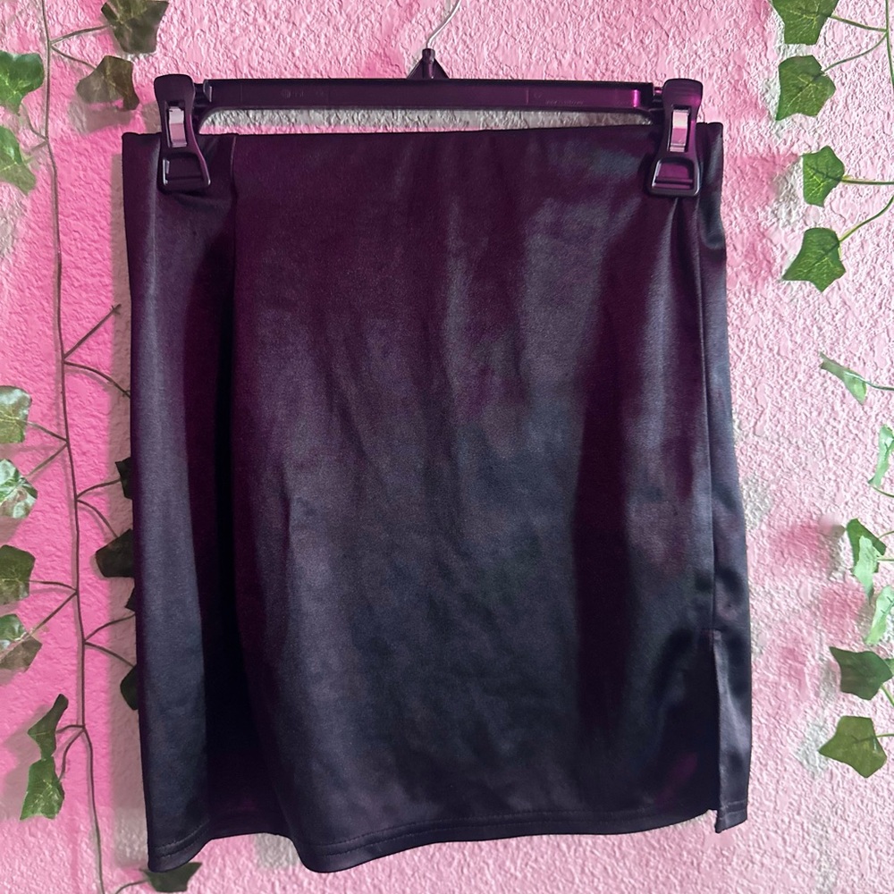 Black Skirt